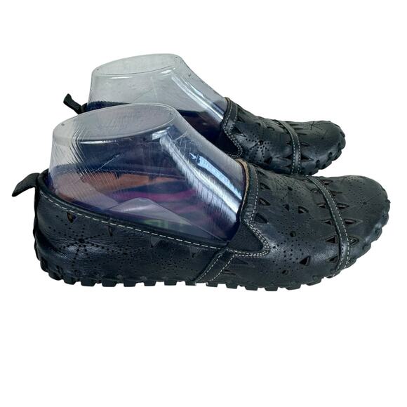 KURU Black Leather Eyelet Slip On Lightweight Comfort Loafers Women's Size 36 6 - Picture 2 of 7